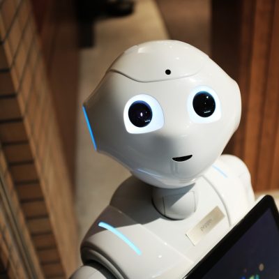 Optimizing Customer Journeys Using Advanced AI Insights